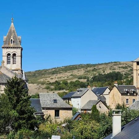 Le Gite De La Vieille Eglise De Coussergues Kültér fotó