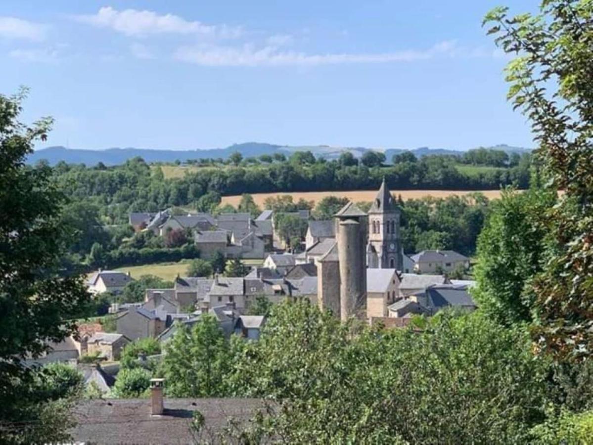 Le Gite De La Vieille Eglise De Coussergues Kültér fotó